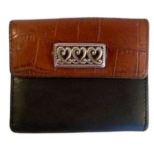 Brighton Women's Brown & Black Bifold Wallet Silver Hearts Embossed Leather